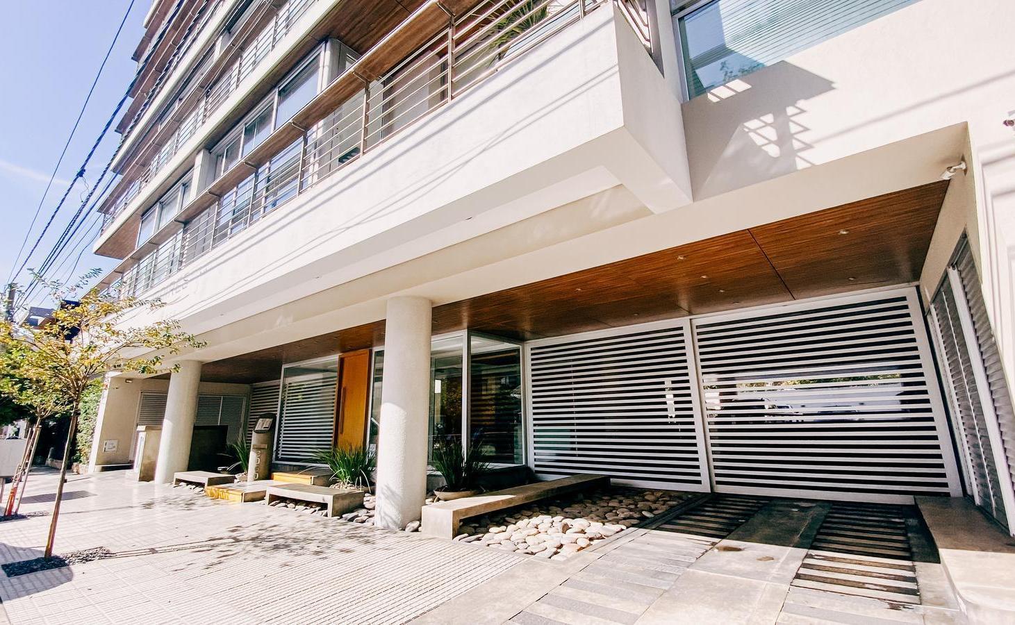 Foto de Venta departamento 2 ambientes edificio de categoría zona Güemes con, imagen 4