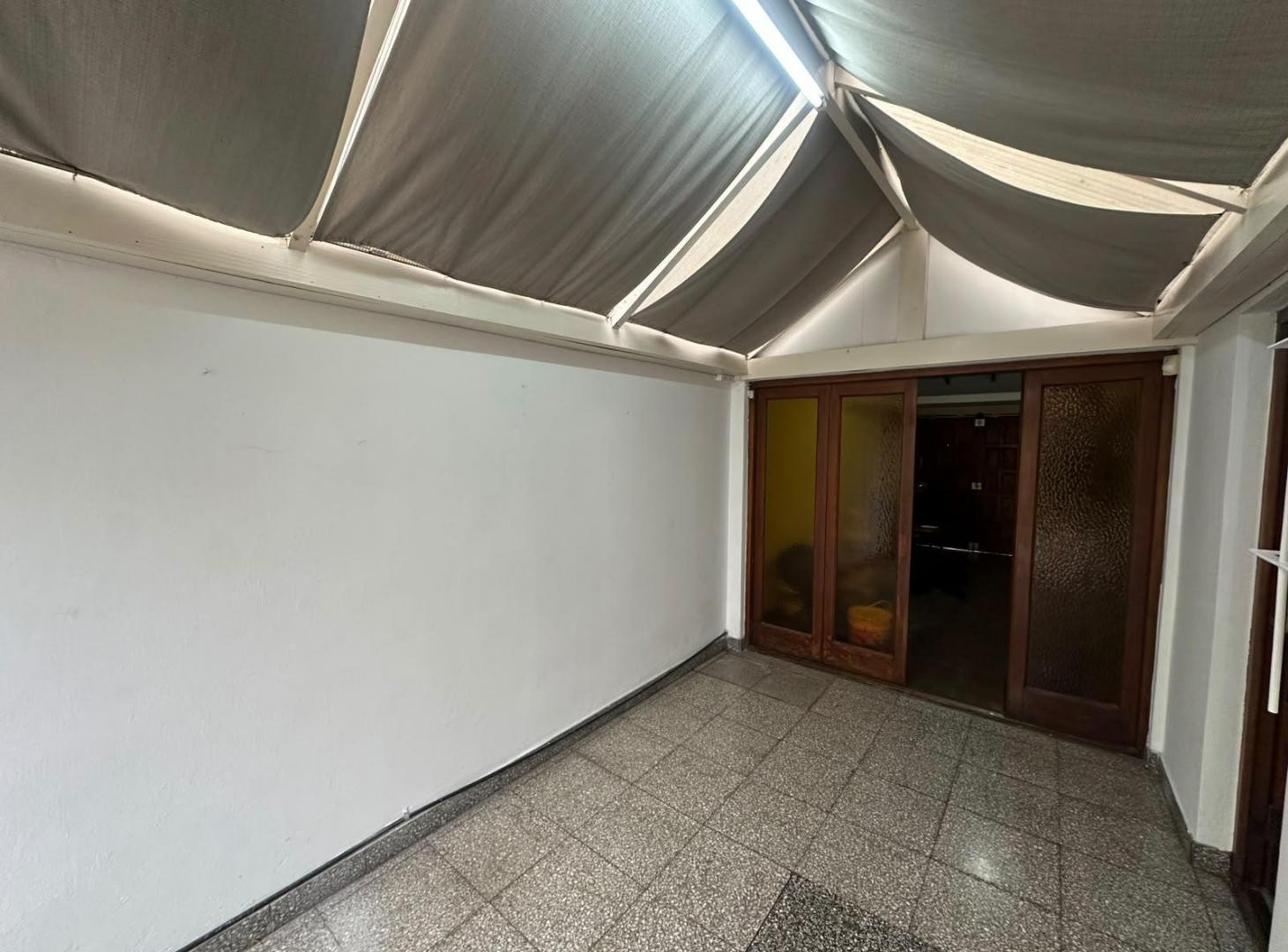 Foto de Alquiler casa en zona Divino Rostro, imagen 2