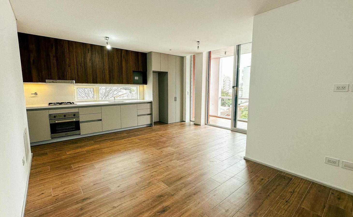 Foto de Alquiler departamento 2 ambientes zona Guemes con cochera, imagen 1