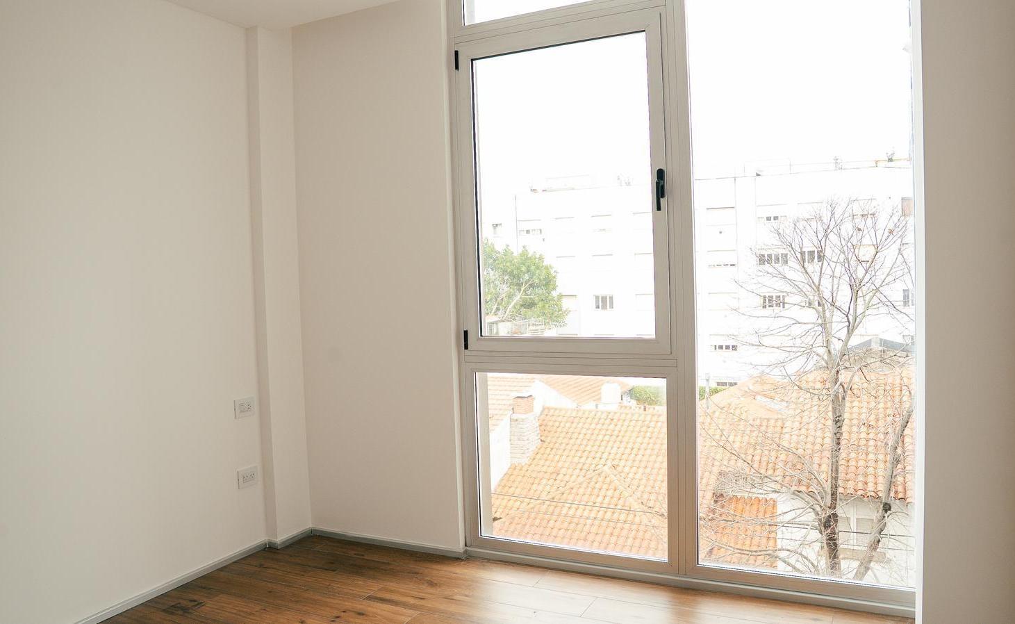 Foto de Alquiler departamento 2 ambientes zona Guemes con cochera, imagen 5