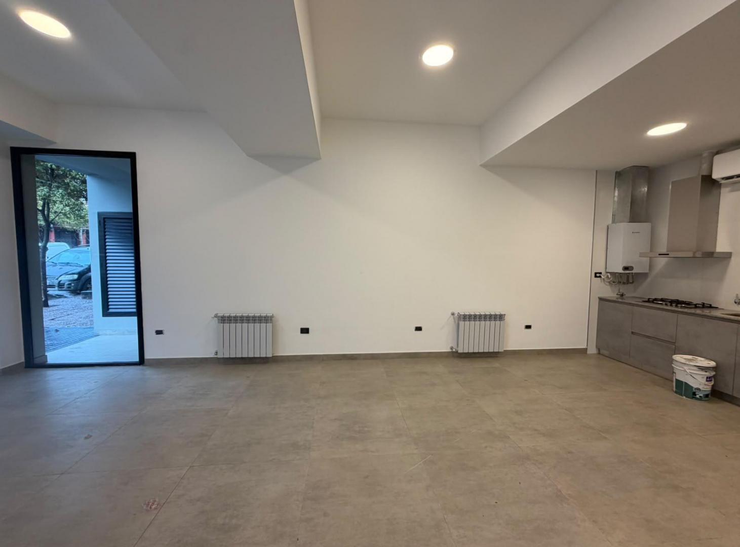 Foto de Alquiler Local Comercial a estrenar Zona Puerto, imagen 1