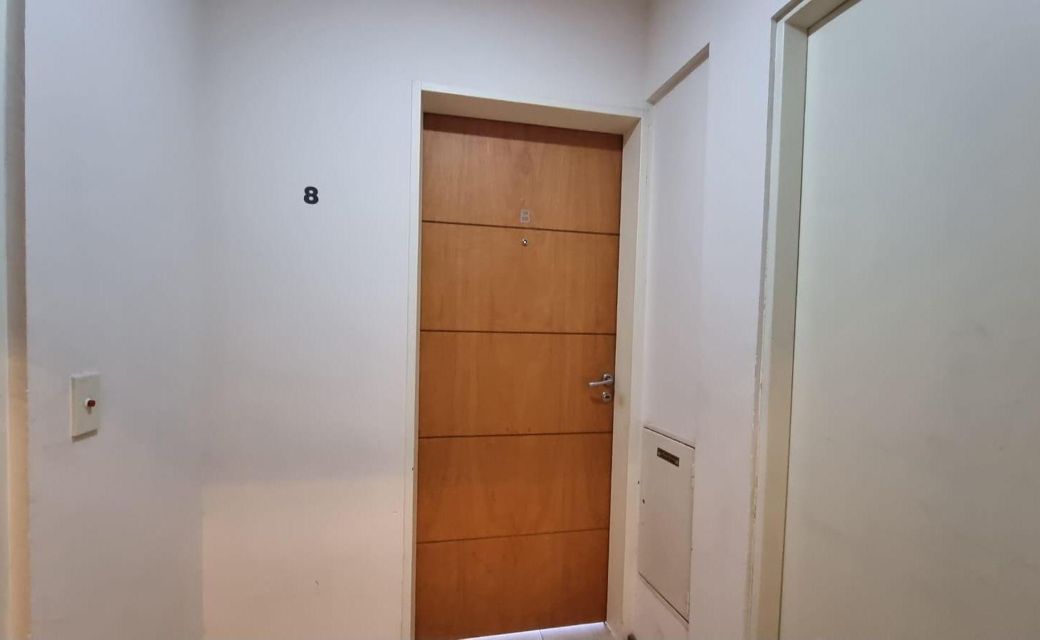 Foto de Alquiler departamento Abasto Rosario. Balcón amplio, luminoso., imagen 2