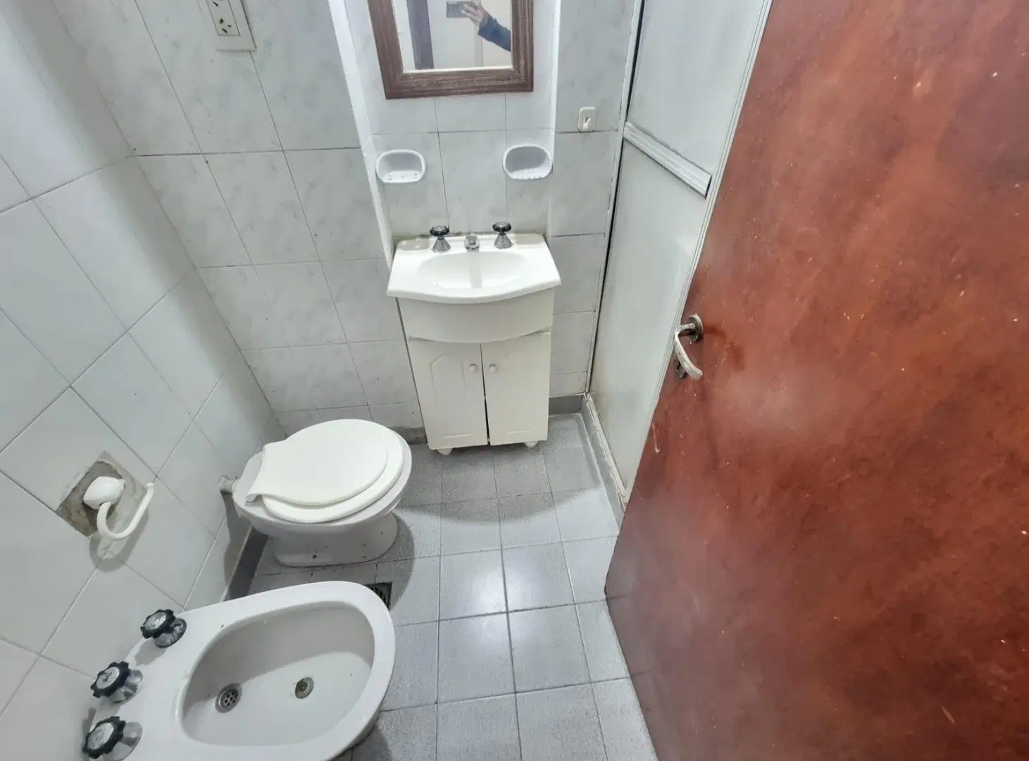 DEPARTAMENTO 2 DORMITORIOS EN PLANTA BAJA CON COCHERA EXCLUSIVA Y PATIO - PRÓXIMO ALTO ROSARIO 8