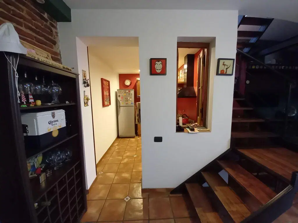 Venta casa con local/oficina en Echesortu Rosario. Excelente estado 3
