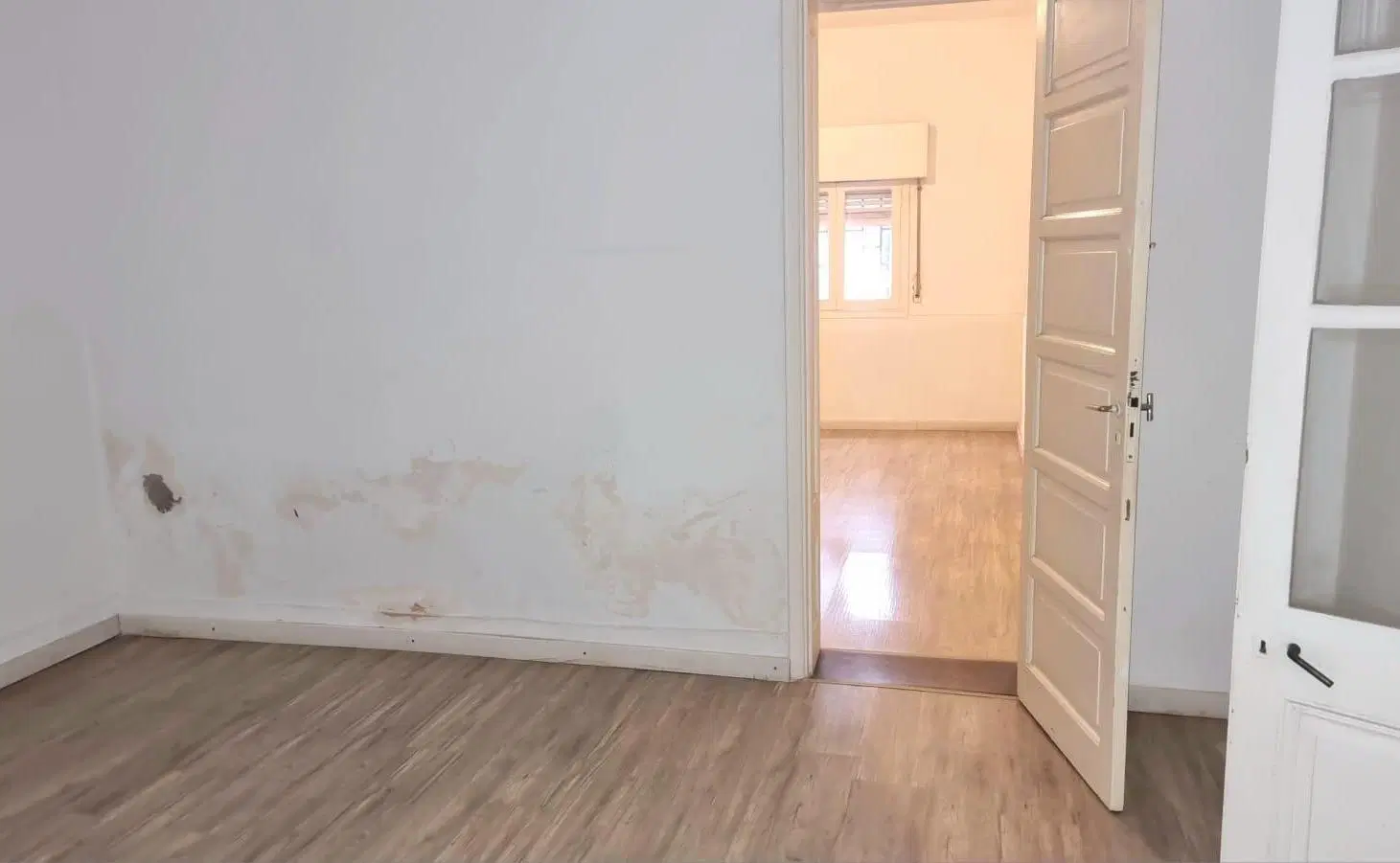 Casa antigua uso comercial Moreno 43 4