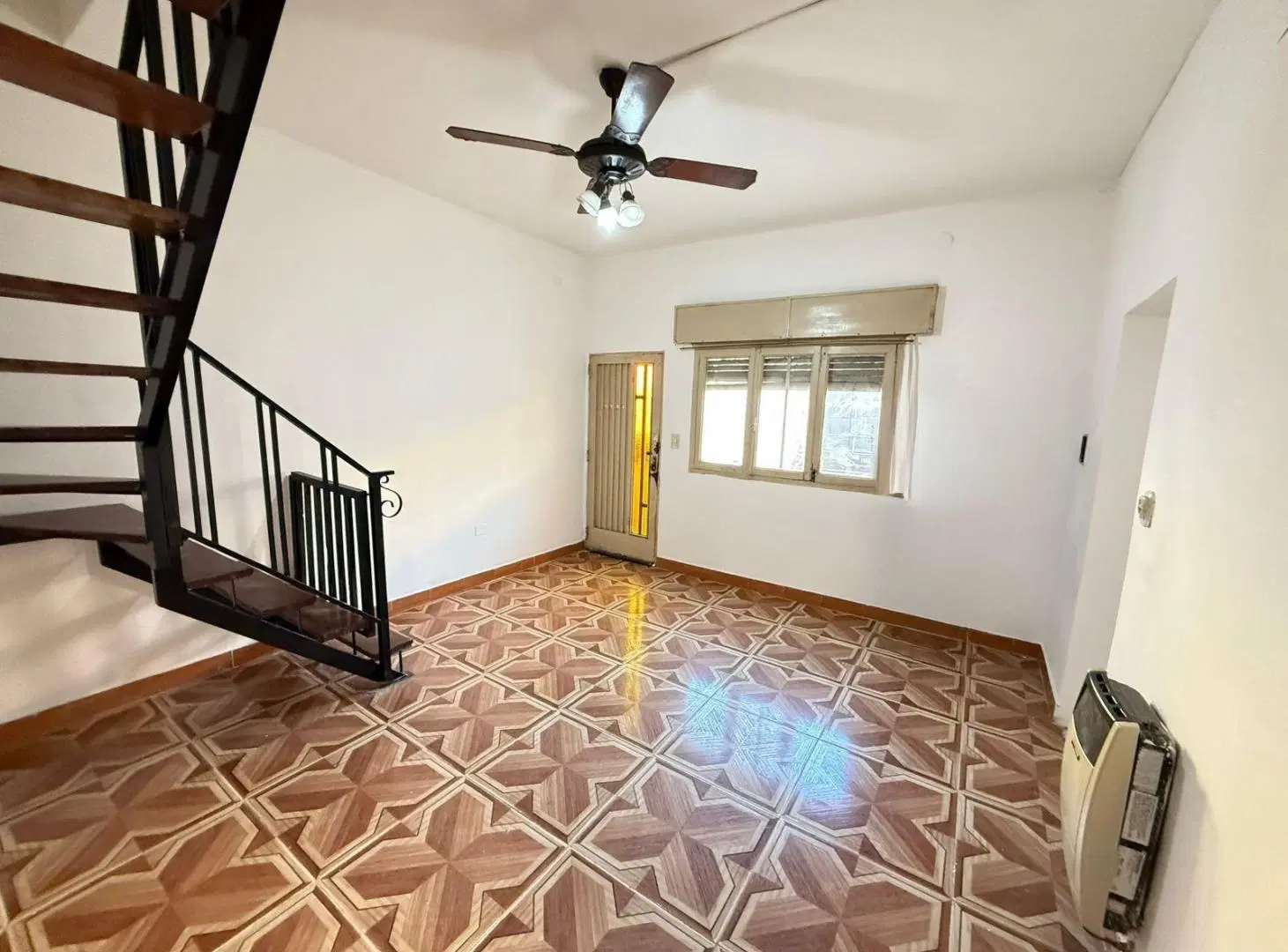 Casa alquiler dos dormitorios cochera 3