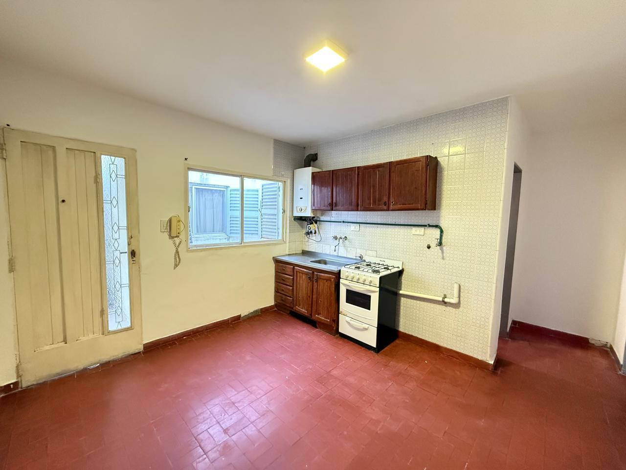 Foto de Alquiler Departamento 1 Dormitorio excelente ubicación a 4 cuadras de, imagen 2