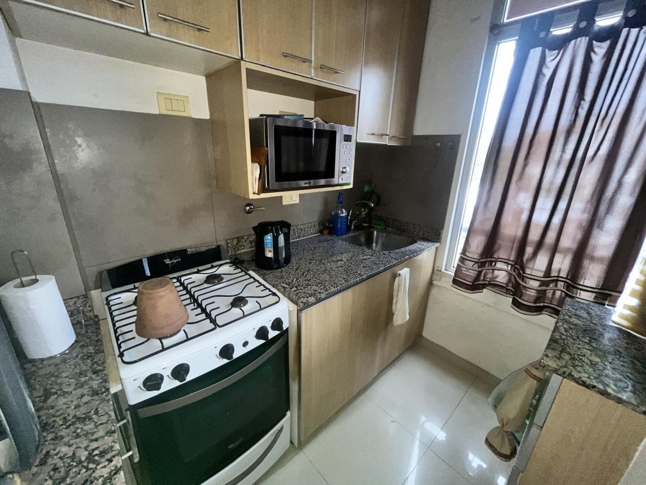 Foto de Venta departamento 3 de febrero 3610 Rosario Echesortu. Luminoso, imagen 4
