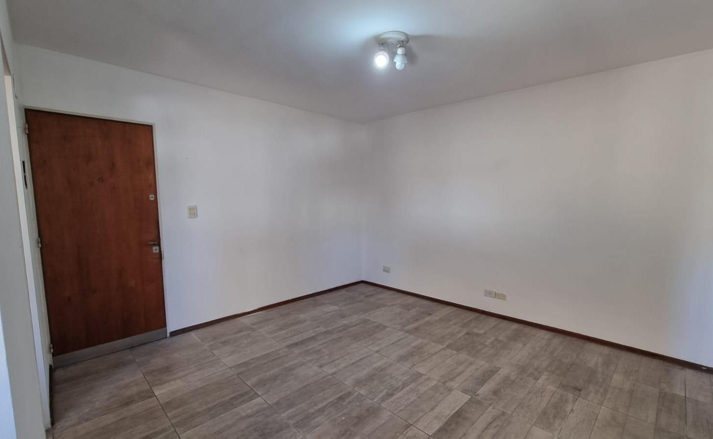 Foto de Alquiler departamento un dormitorio entre rio 800, imagen 4