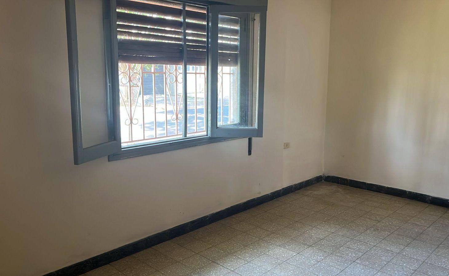 Foto de Alquiler casa dos dormitorios y cochera Tucuman 5700, imagen 3