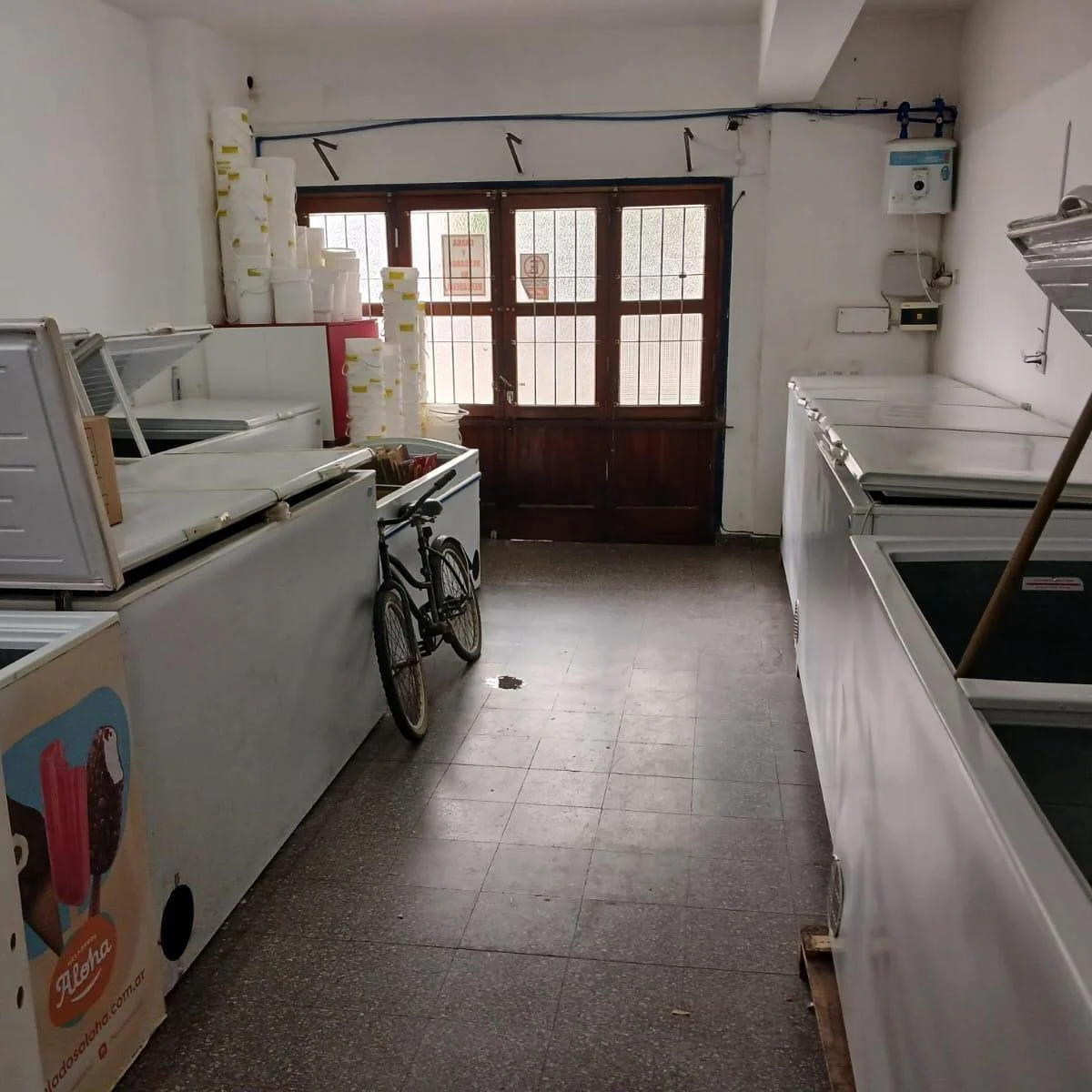 Foto de Local a la Venta Sobre Avenida Comercial, imagen 5
