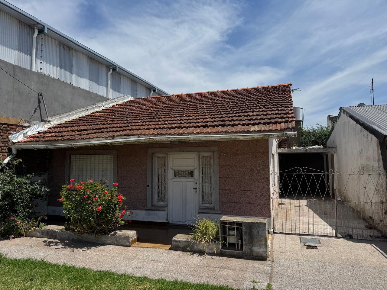 Chalet PH de 3 amb con patio y entrada para 2 autos