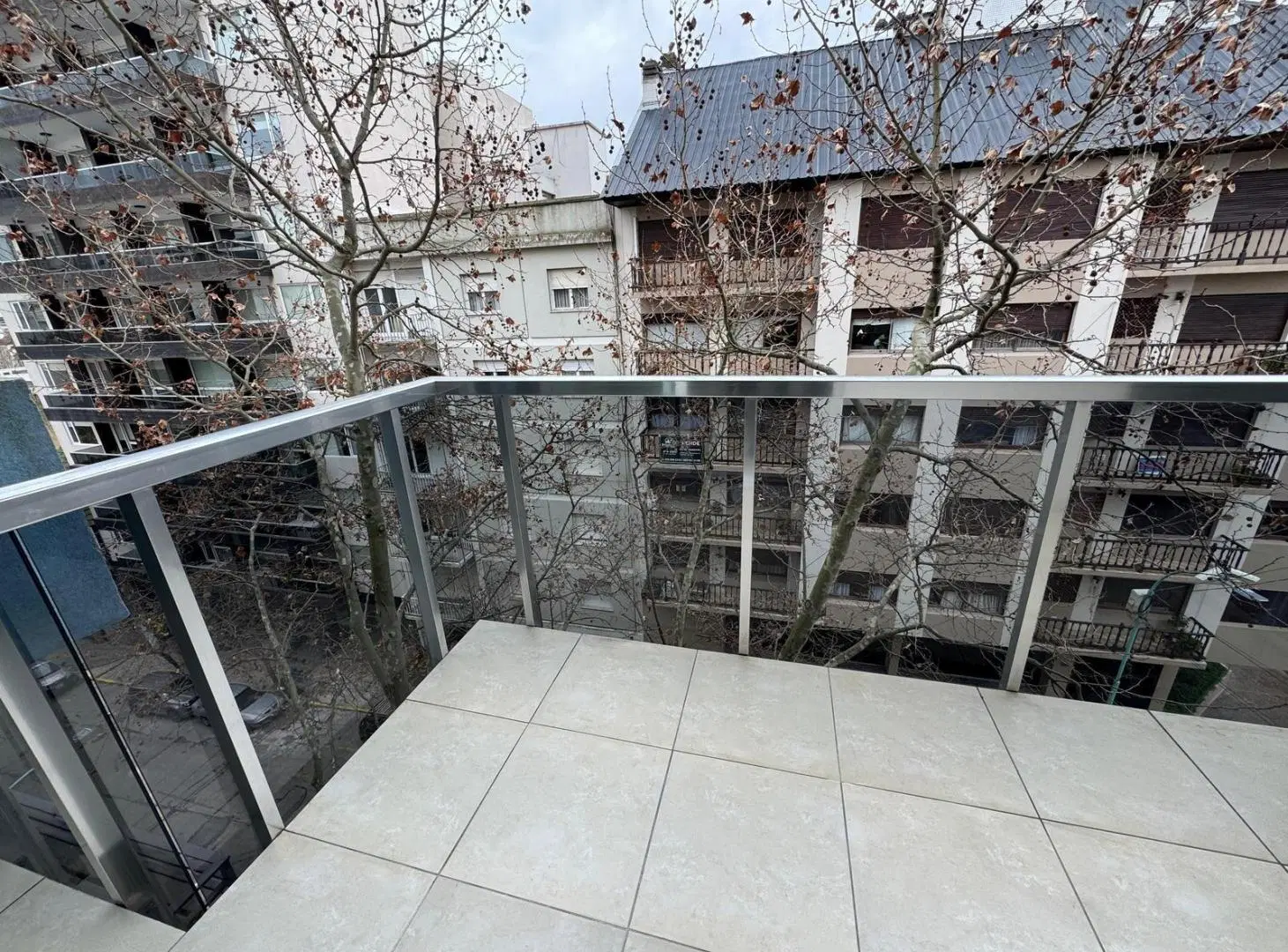 Departamento 2 con balcon a la calle en ALQUILER POR 24 MESES 2