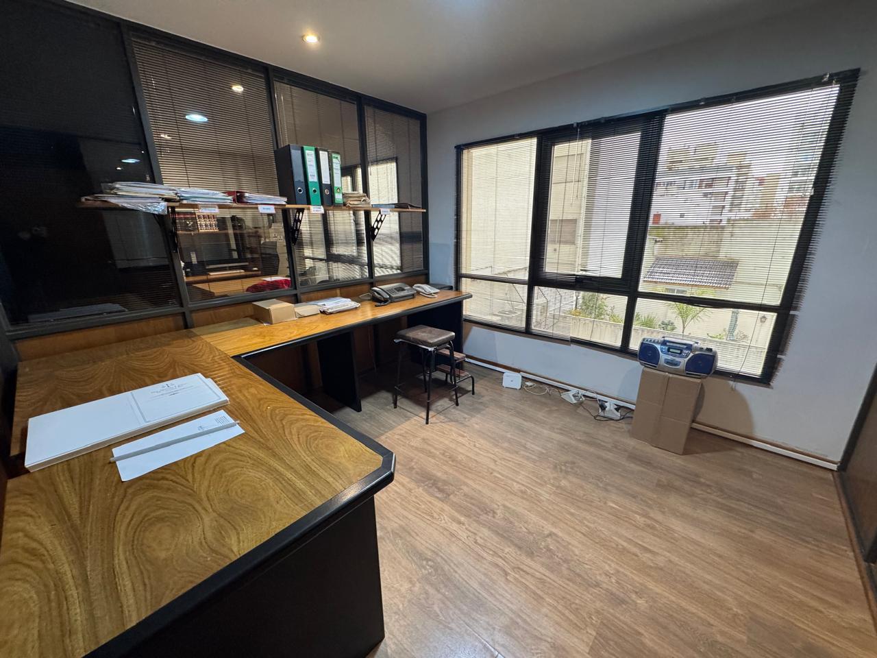 Foto de Oficinas en Alquiler, Frente a Plaza Mitre, imagen 3