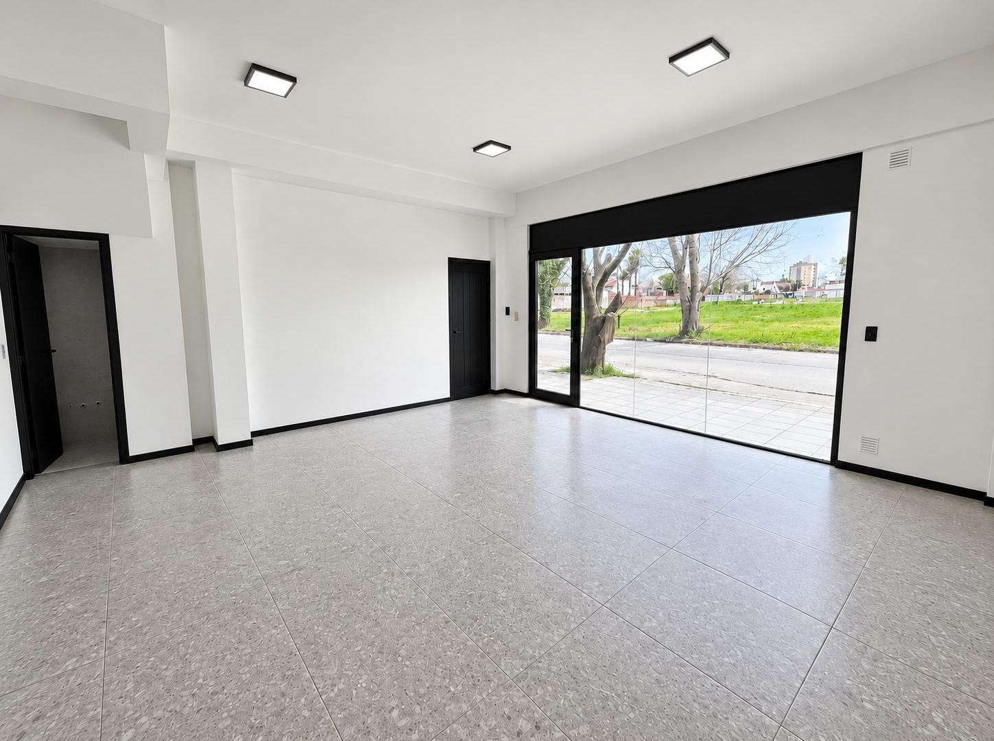 Foto de Galpón con Departamento 2 amb a estrenar de 307m2, imagen 4