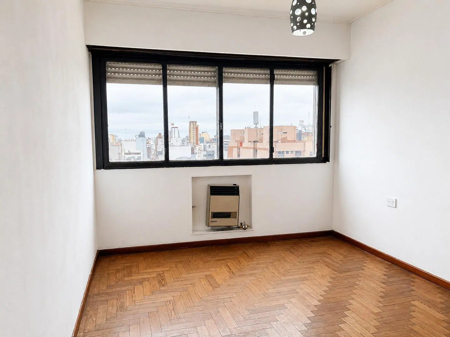 Departamento en 44 e/ 5 y 6 4