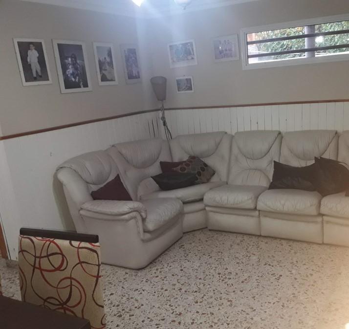 CASA DE 3 DORM.