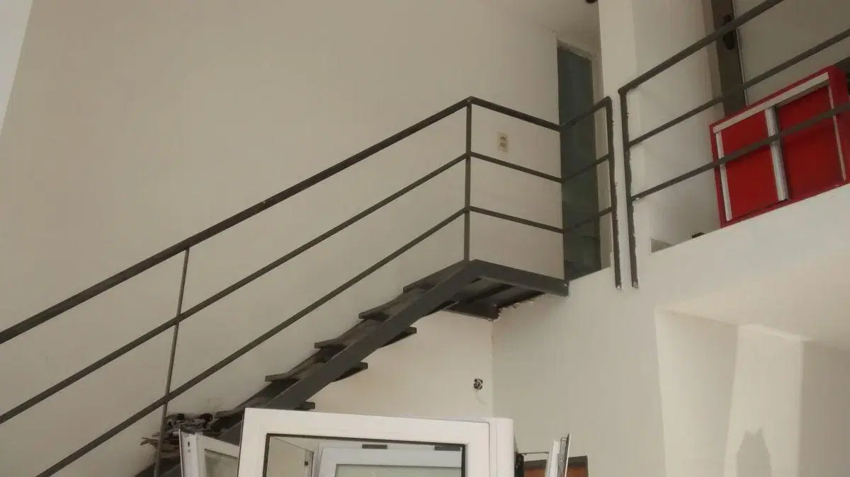 LOCAL COMERCIAL 1