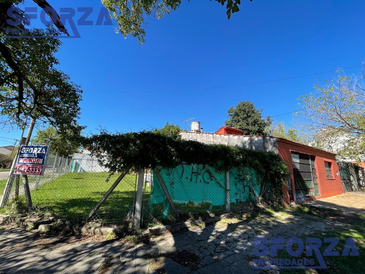 Casa en Venta 4 Ambientes con Potencial de Remodelacion 5