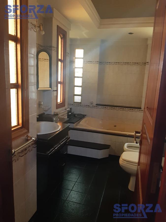 Foto de Amplia Casa en venta en san miguel ideal familia numerosa, imagen 2