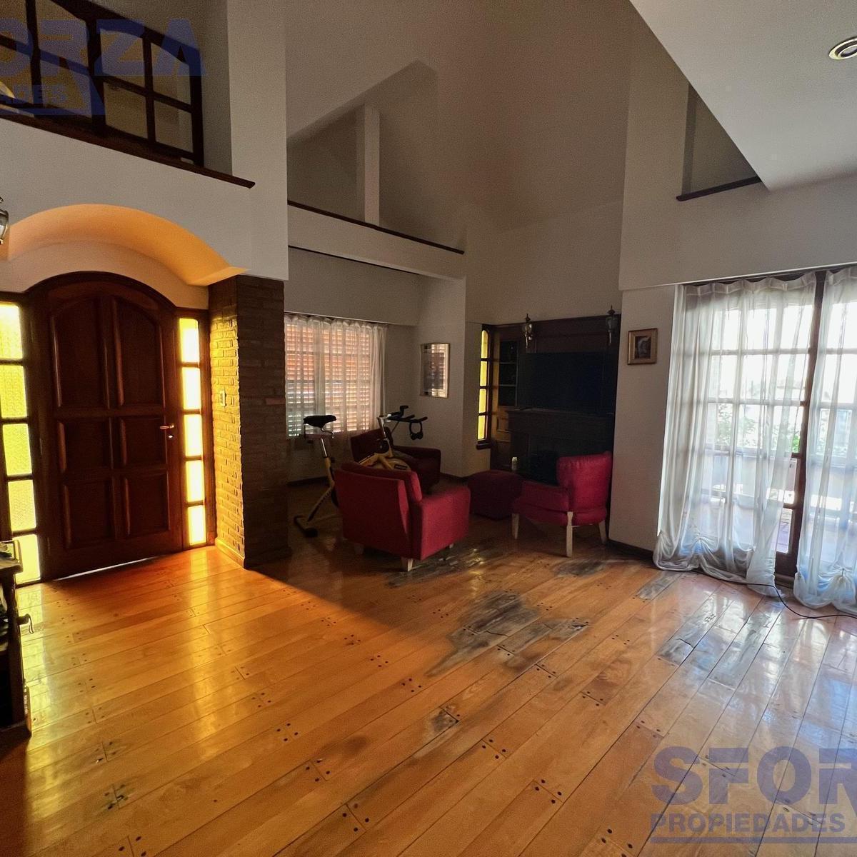 Foto de Amplia Casa en venta en san miguel ideal familia numerosa, imagen 3
