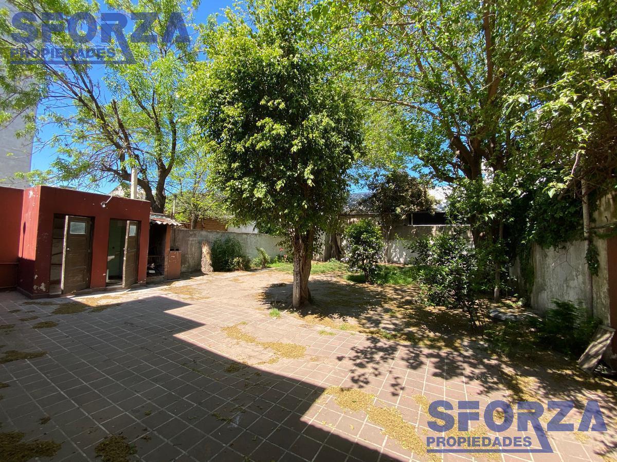 Casa Para Uso Comercial o Profesional en Microcentro de San Miguel 2