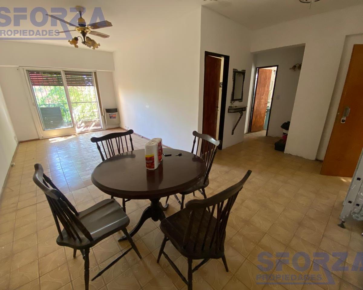 Venta Departamento en 1