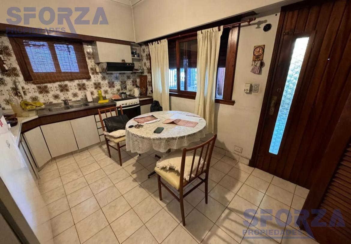 Foto de Venta de Casa en centro de San Miguel ideal desarrollo, imagen 4