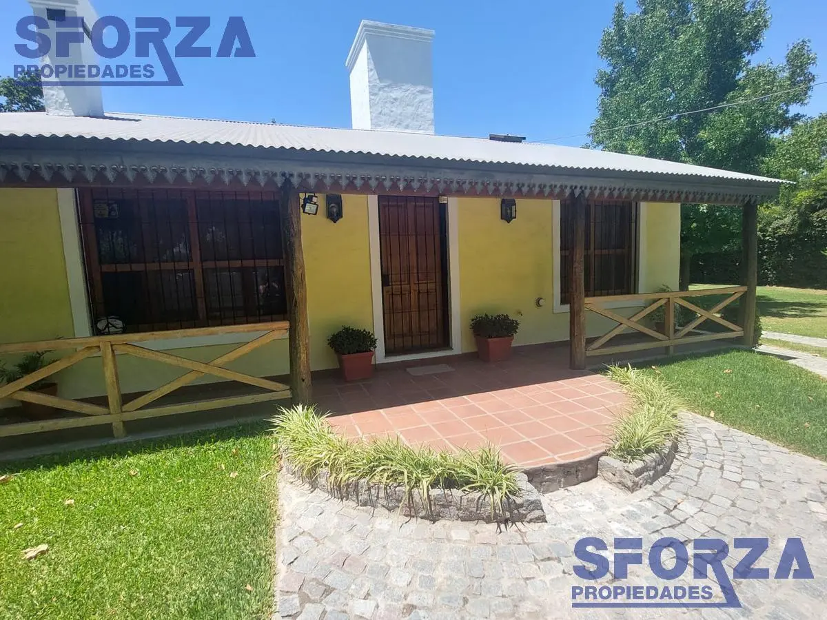 Casa quinta en alquiler en Los Polvorines 3 ambientes 3