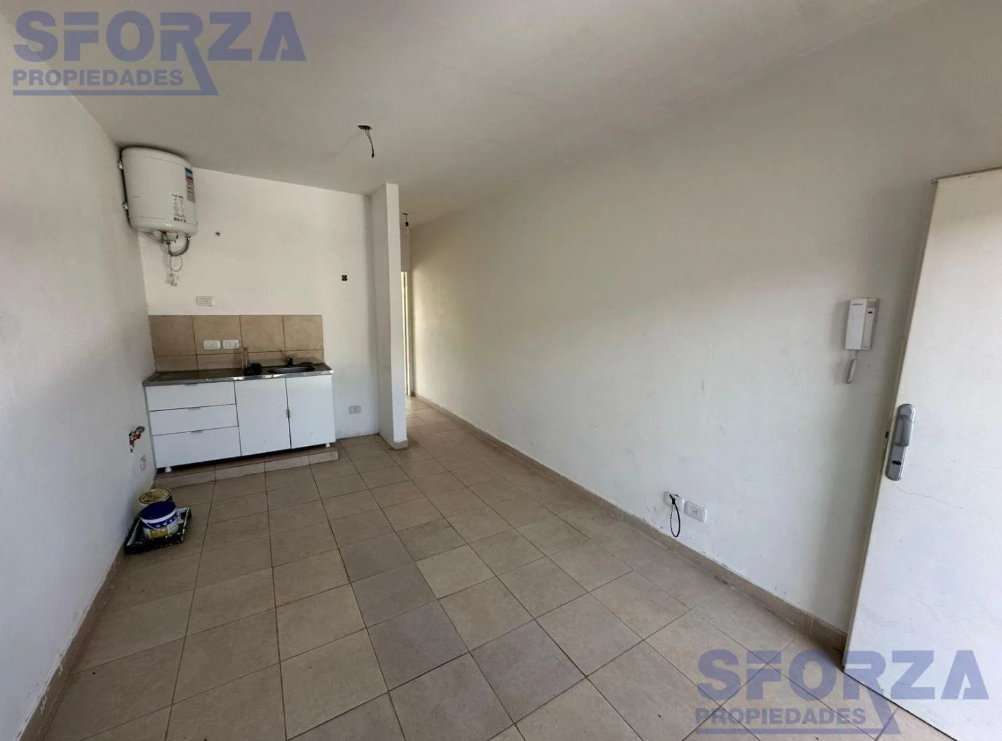 Departamento con Cochera en Alquiler