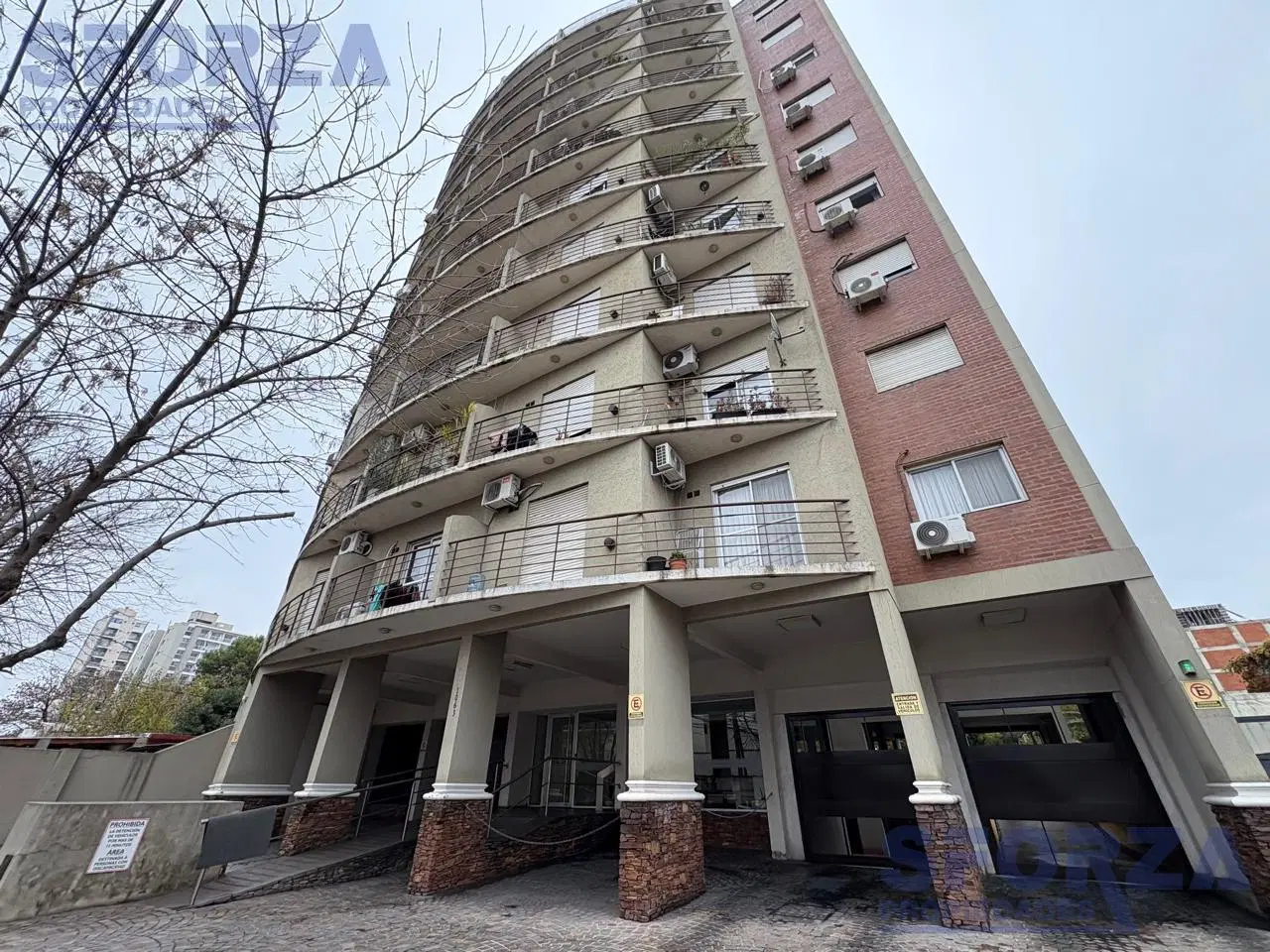 Alquiler Departamento en edificio Isa 2