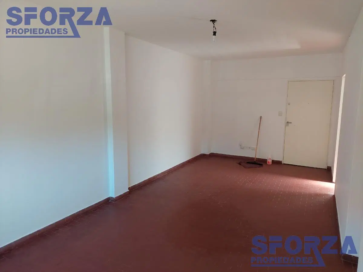 Departamento 4 ambientes en venta en San Miguel 5