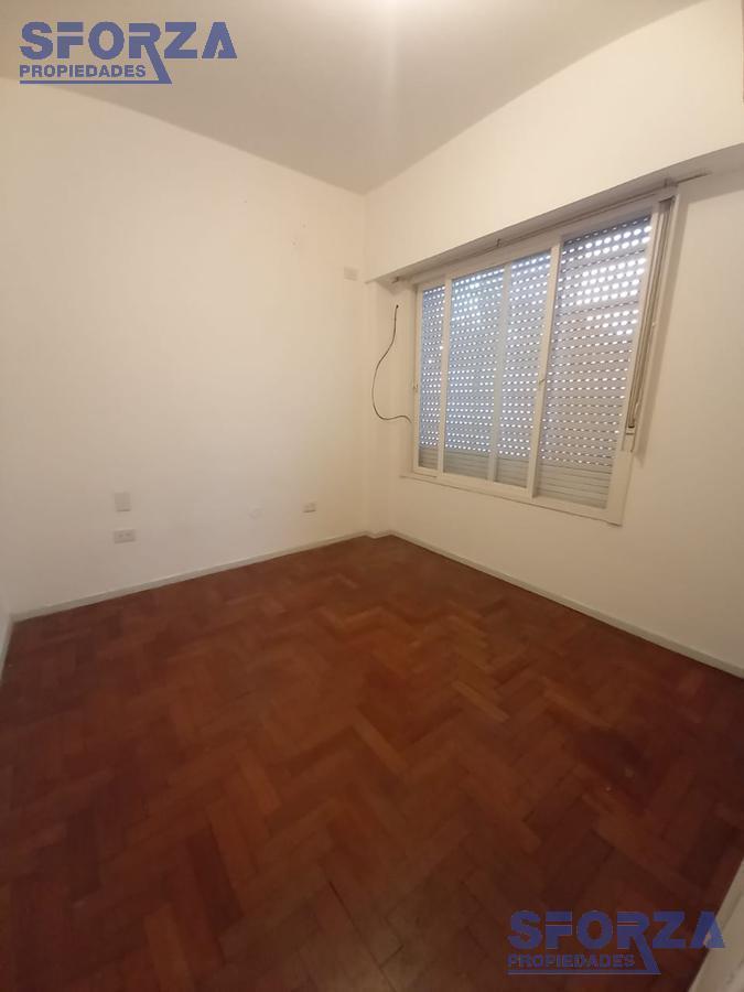 Foto de Amplio departamento 3 ambientes sin expensas con patio, imagen 5