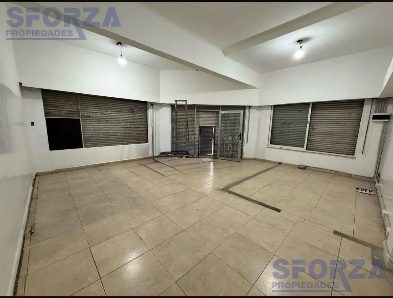 Foto de Alquiler Local en San Miguel Centro, imagen 2
