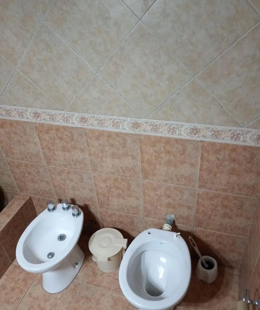 VENTA EN SAN JUSTO, CASA SOBRE LOTE PROPIO A RECICLAR!! 4