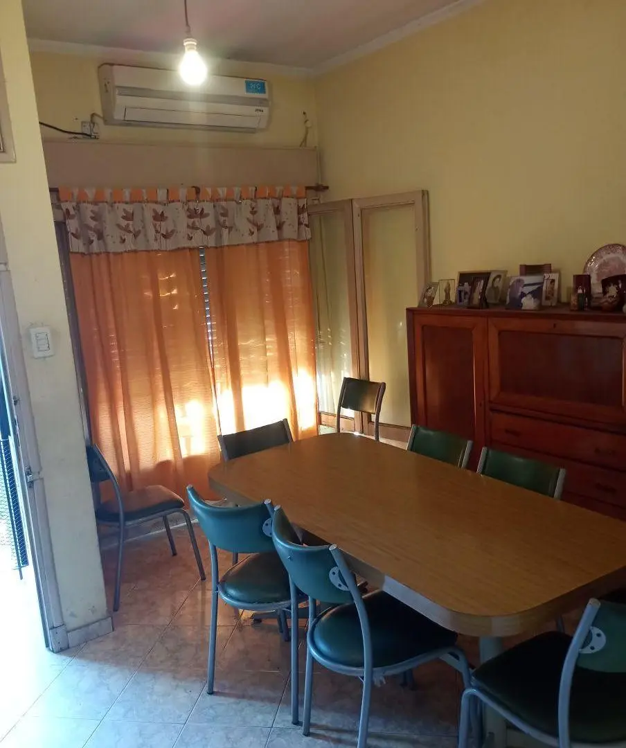 VENTA EN SAN JUSTO, CASA SOBRE LOTE PROPIO A RECICLAR!! 2