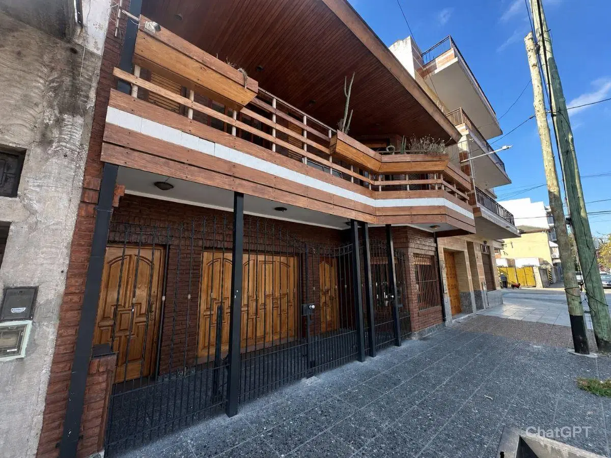 IMPONENTE CASA MODERNA EN VENTA - LOMAS DEL MIRADOR 4