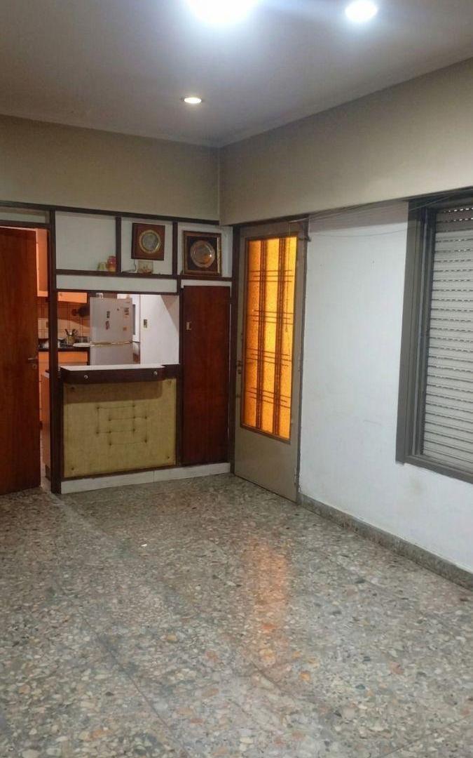 Foto de NUEVO VALOR PROPIEDAD EN VENTA: CASA + DEPTO EN RAMOS MEJIA!!, imagen 5