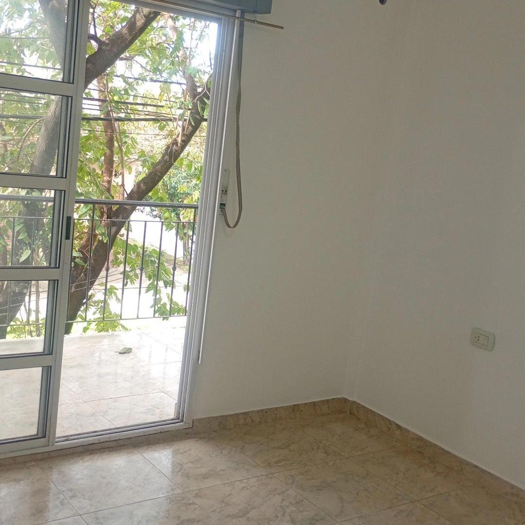 Foto de ALQUILER DEPARTAMENTO 2 AMBIENTES EN EL PALOMAR!!, imagen 4