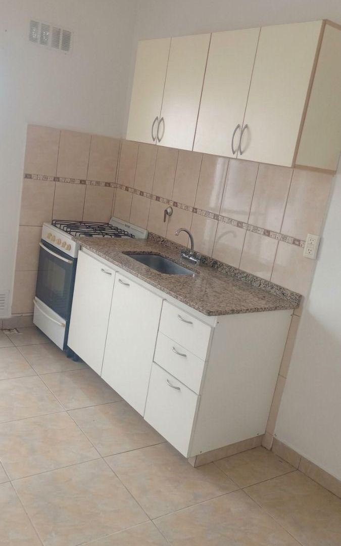 Foto de ALQUILER DEPTO 3 AMBIENTES EN PLANTA BAJA, imagen 3