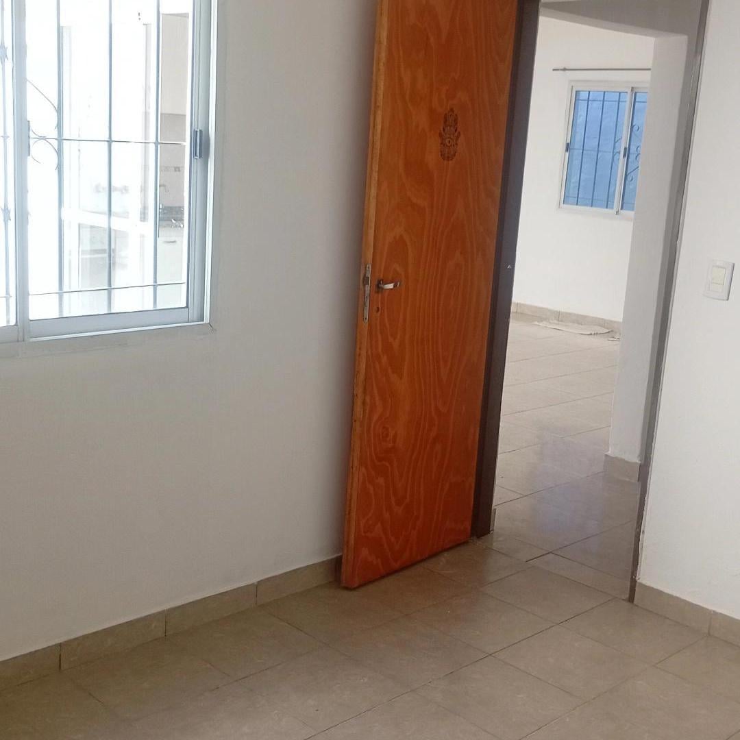 Foto de ALQUILER DEPTO 3 AMBIENTES EN PLANTA BAJA, imagen 2