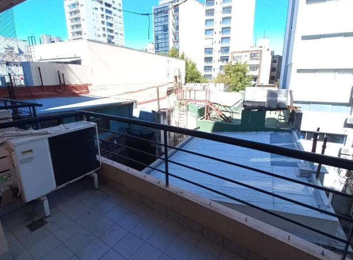 Departamento en Balvanera, monoambiente de 40 m2, balcon a pulmon, luminoso a mts. Abasto Shoping 3