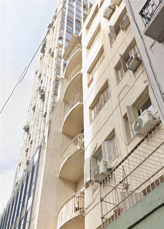 Departamento al frente 2 ambientes en venta - Retiro