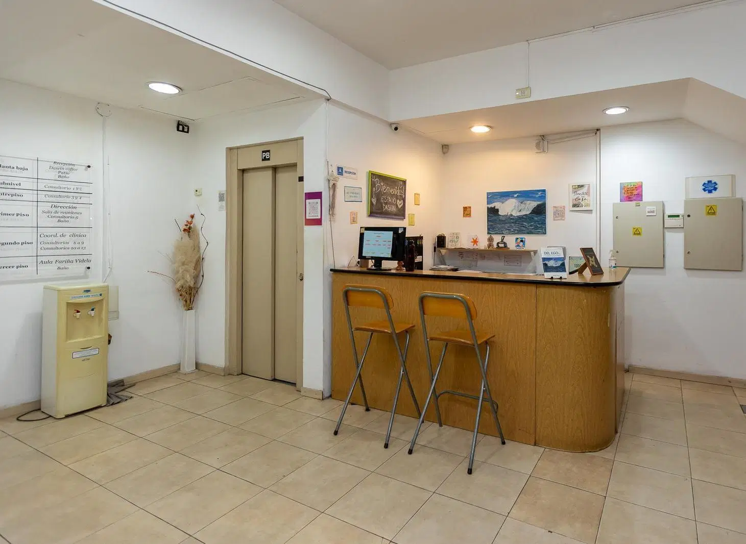 Edificio institucional en venta - Balvanera 3