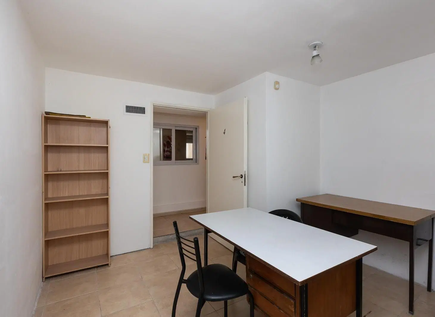 Edificio institucional en venta - Balvanera 8