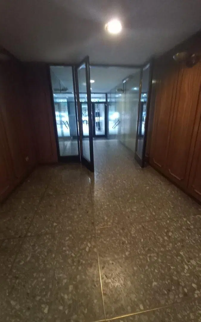 Centro Departamento en alquiler, 3 ambientes lateral, luminoso, con algunos muebles 3