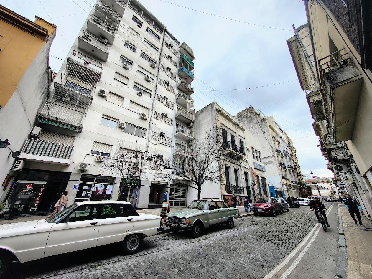 Foto de San Telmo zona turistica 2 ambientes luminosos al contrafrente, imagen 2