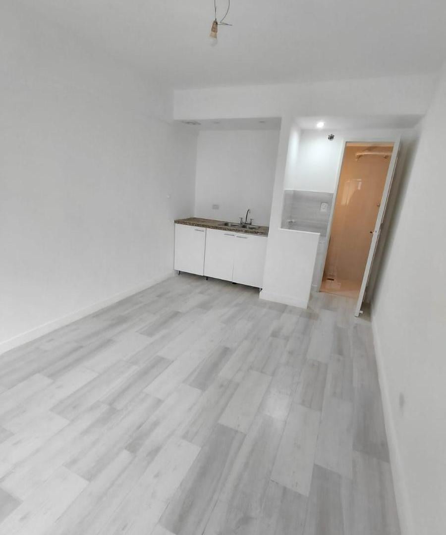 Foto de Balvanera, monoambiente de 18,80 m2 en alquiler, luminoso, ideal para 1, imagen 2