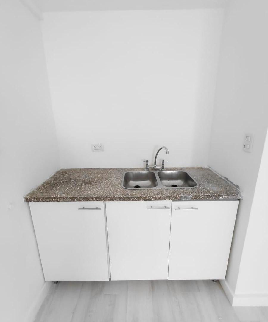 Foto de Balvanera, monoambiente de 18,80 m2 en alquiler, luminoso, ideal para 1, imagen 1