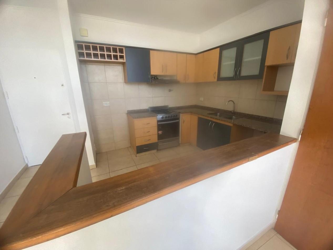 Foto de Departamento en alquiler de dos amb. con cochera en Florida Oeste, imagen 5